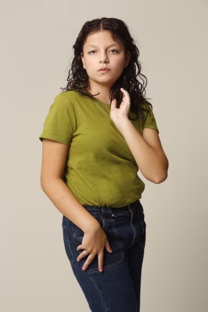 Aria Valenzuela - Gallery Image 4