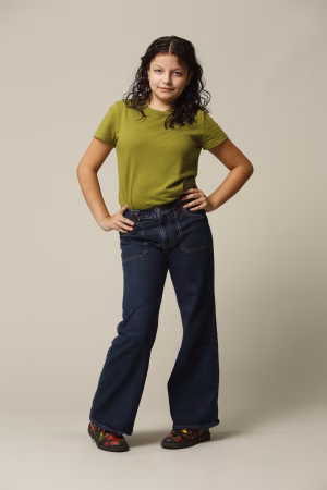 Aria Valenzuela - Gallery Image 5