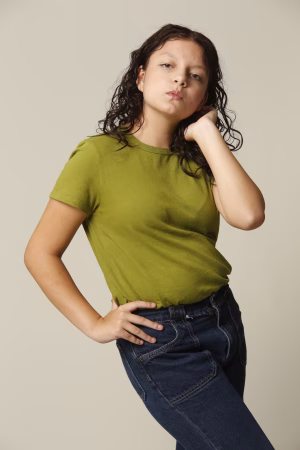 Aria Valenzuela - Gallery Image 8