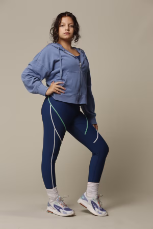 Aria Valenzuela - Gallery Image 14