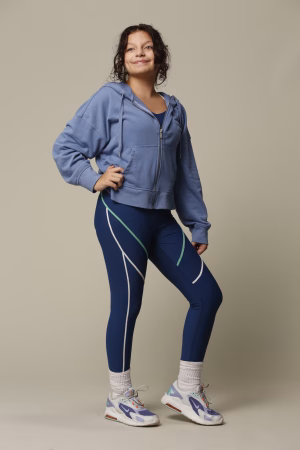 Aria Valenzuela - Gallery Image 15