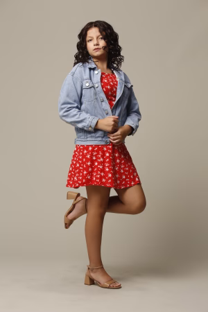 Aria Valenzuela - Gallery Image 26