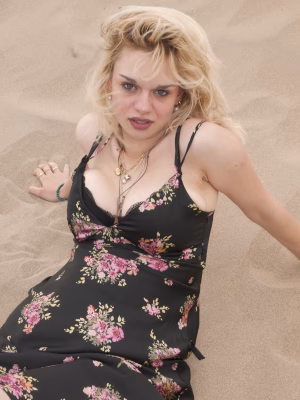Lea Talia Meic - Gallery Image 6