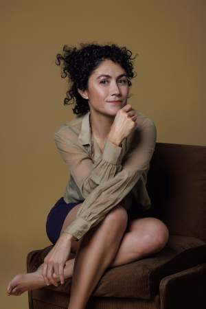 Pinar Karaaslan - Gallery Image 4