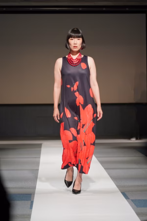 Akari Natsui - Gallery Image 3