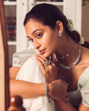Arshia Rashid - Gallery Image 2