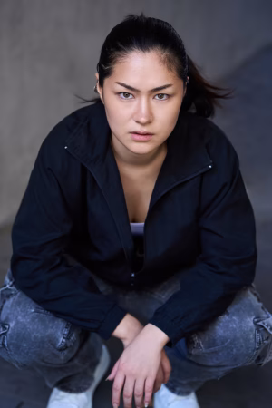 Hannah Neumann - Gallery Image 2