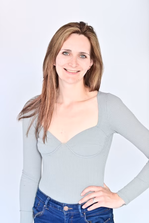 Bella Hodges - Gallery Image 2