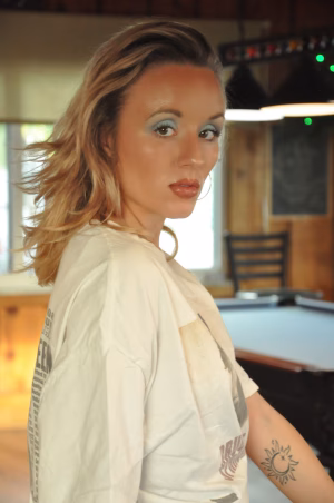 Chloe  Adair - Gallery Image 6