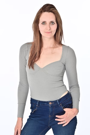 Bella Hodges - Gallery Image 1