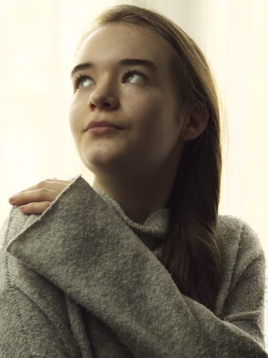Lora  Benkő - Gallery Image 2