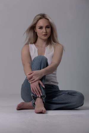 Olga Sula - Gallery Image 7