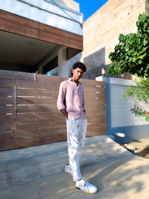 Syed Yaskheen - Gallery Image 1