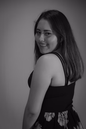 Julia Velasquez - Gallery Image 4