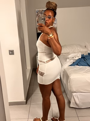 Kira Williams - Gallery Image 6