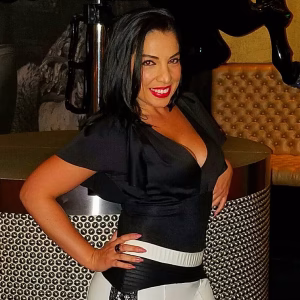 Sofia Alexander - Gallery Image 12