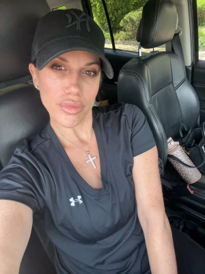 Krysten tucci - Gallery Image 10