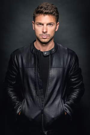 Kevin Romeo - Gallery Image 19