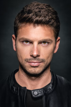 Kevin Romeo - Gallery Image 18