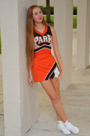 Ella Teliszczak - Gallery Image 1
