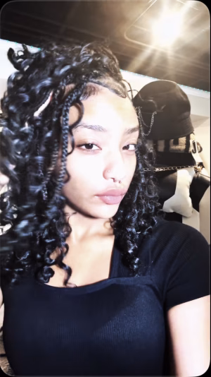 Aniyah Sandifer - Gallery Image 1