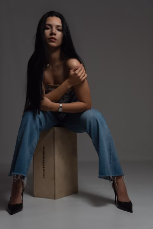 Claudia Castellanos - Gallery Image 2