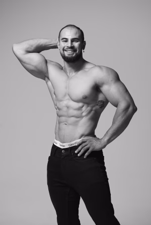 Sabri Kenz - Gallery Image 9