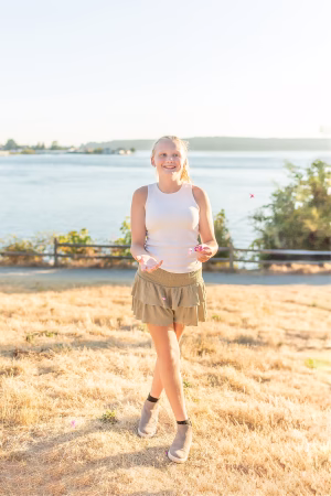 Hazel Weiss - Gallery Image 5