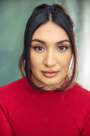 Persia Niknami - Gallery Image 1
