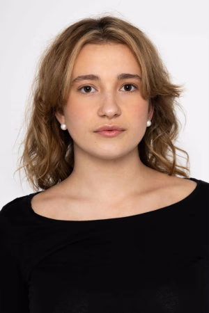 Keira LaHart - Gallery Image 1
