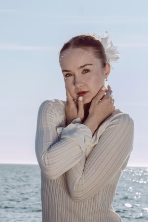 Ina Aura - Gallery Image 7