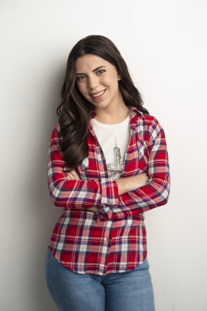 Aurora Farone - Gallery Image 1