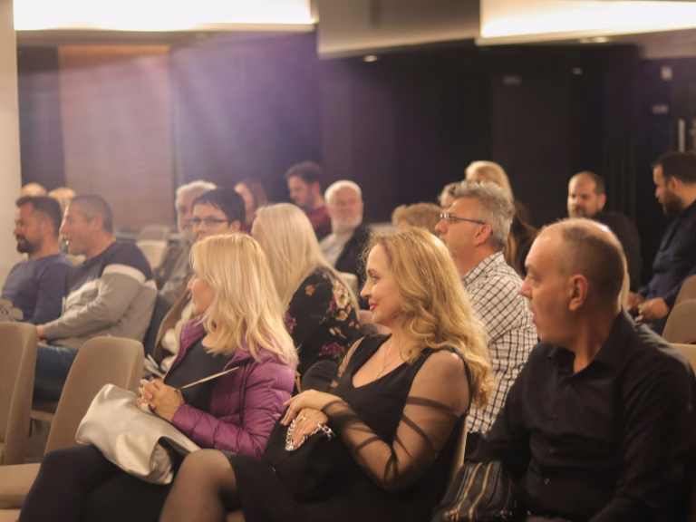 $1,000/Day TV Series Casting Call for Real Auctioneers