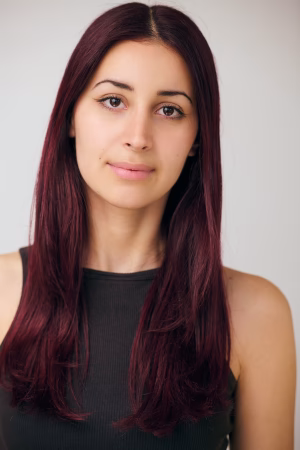 Victoria de la Fare - Gallery Image 1